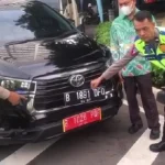 Alphard Vs Satpam Bundaran HI: Polisi Jadwalkan Konfrontasi Panas, Pelat Nomor Diduga Palsu!