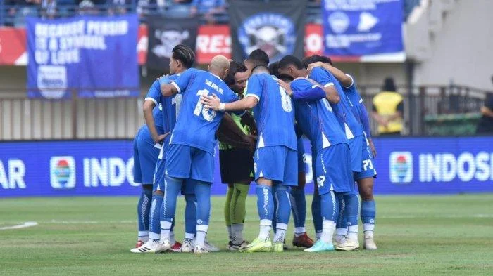 Persib Bandung Tampil Ganas di Piala Presiden 2026: Lolos Semifinal dengan Pertahanan Kokoh, Toni Siap Hadapi Lawan Berikutnya!