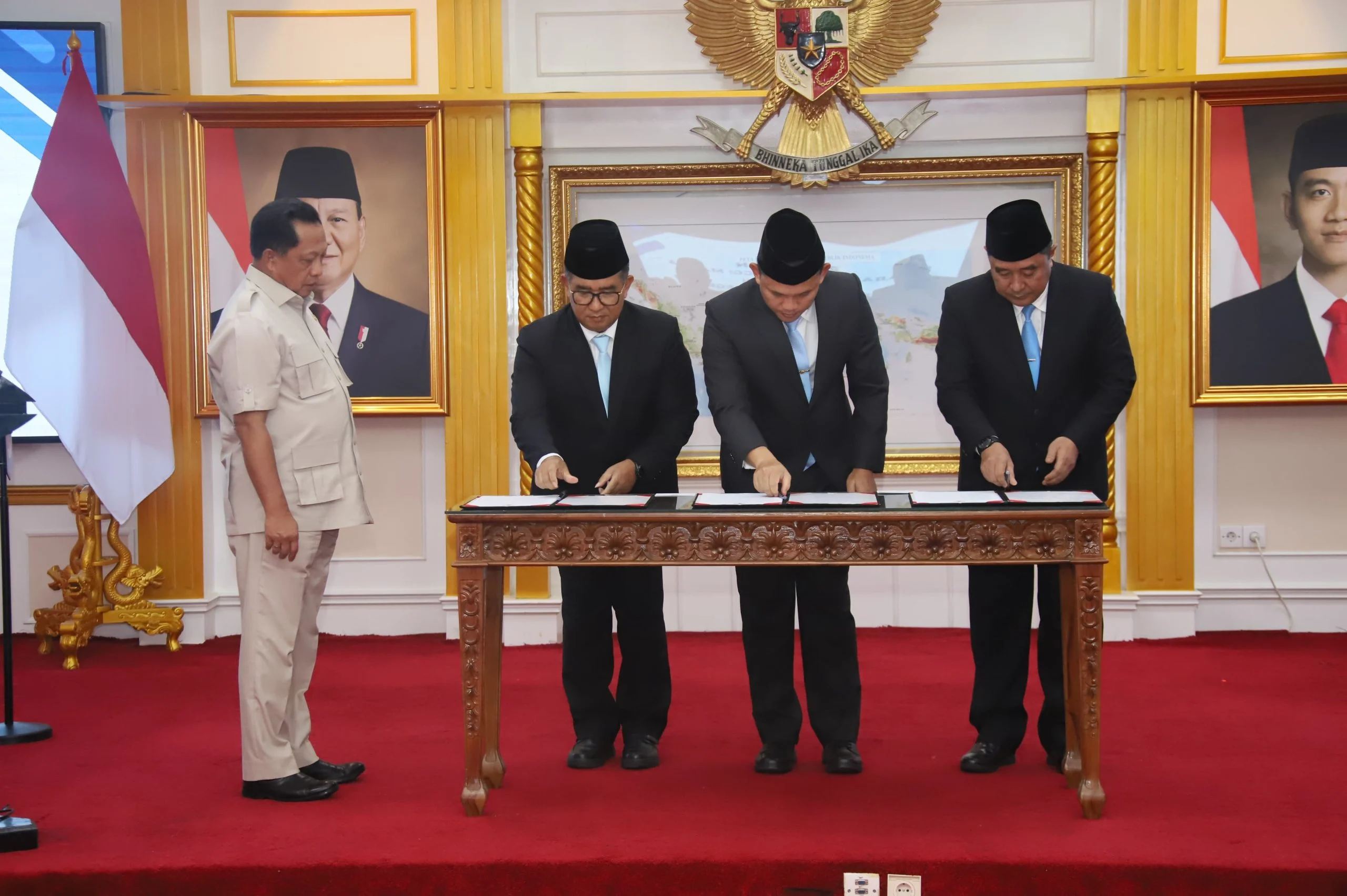Mendagri Tito Lantik Pejabat Baru, Tekankan Peningkatan Kinerja dan Efisiensi Anggaran Daerah