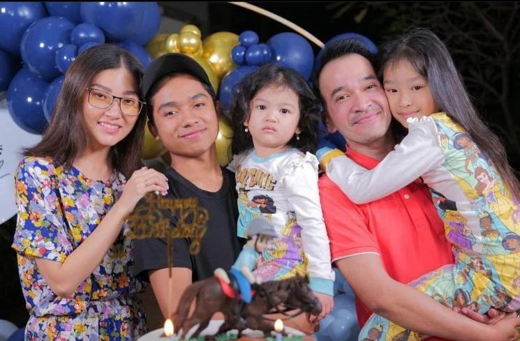 Ulang Tahun ke-43 Ruben Onsu: Rayakan Bersama Anak Panti, ‘Skakmat’ Netizen yang Tuduh Pencitraan!